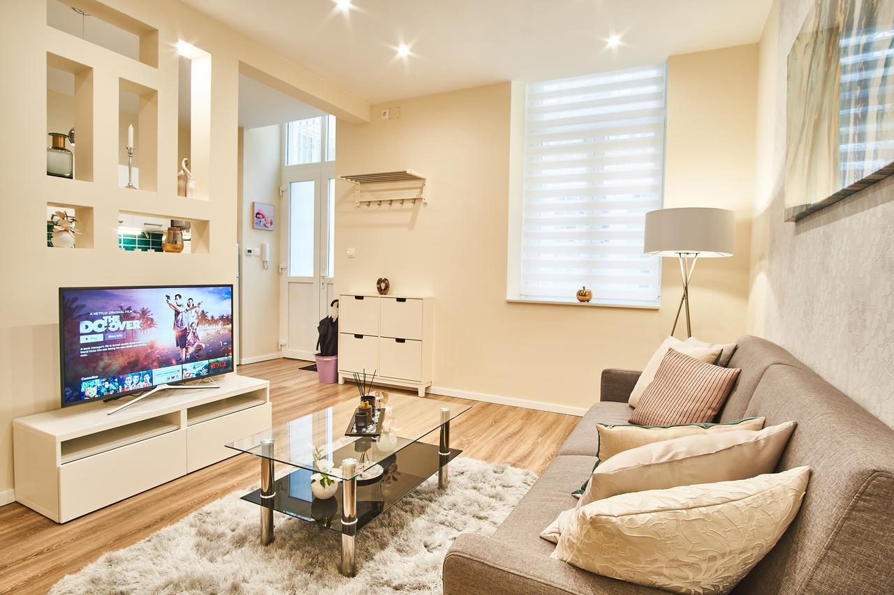 Mmm Apartment | Budapest Eksteriør bilde